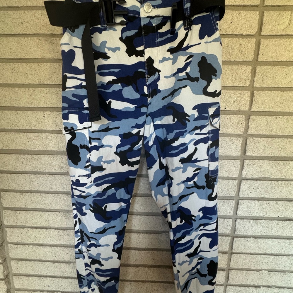 Almost Famous Navy and White Camo Joggers
